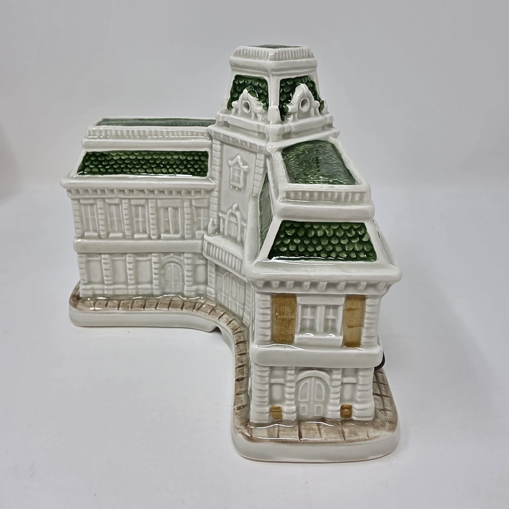 Vintage Sears 1988 Disney Magic Kingdom Collection ~ Main Street Emporium #30703 - Picture 12 of 16